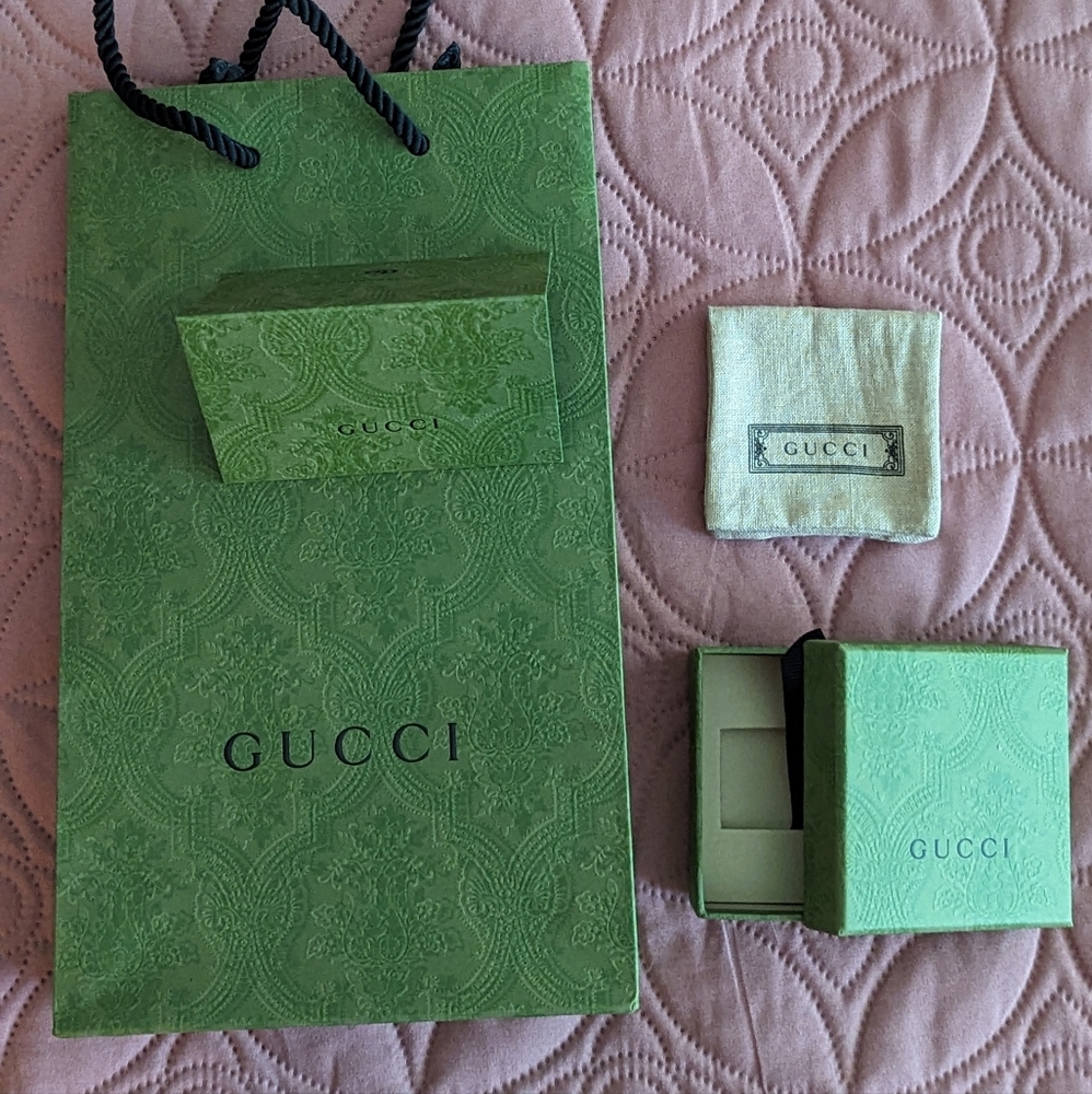 Gucci bag, box, dust dag